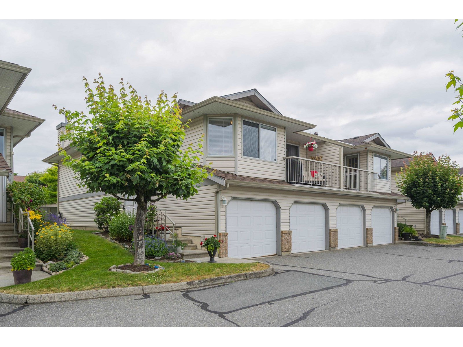 Property at 5 2023 WINFIELD DRIVE image 3