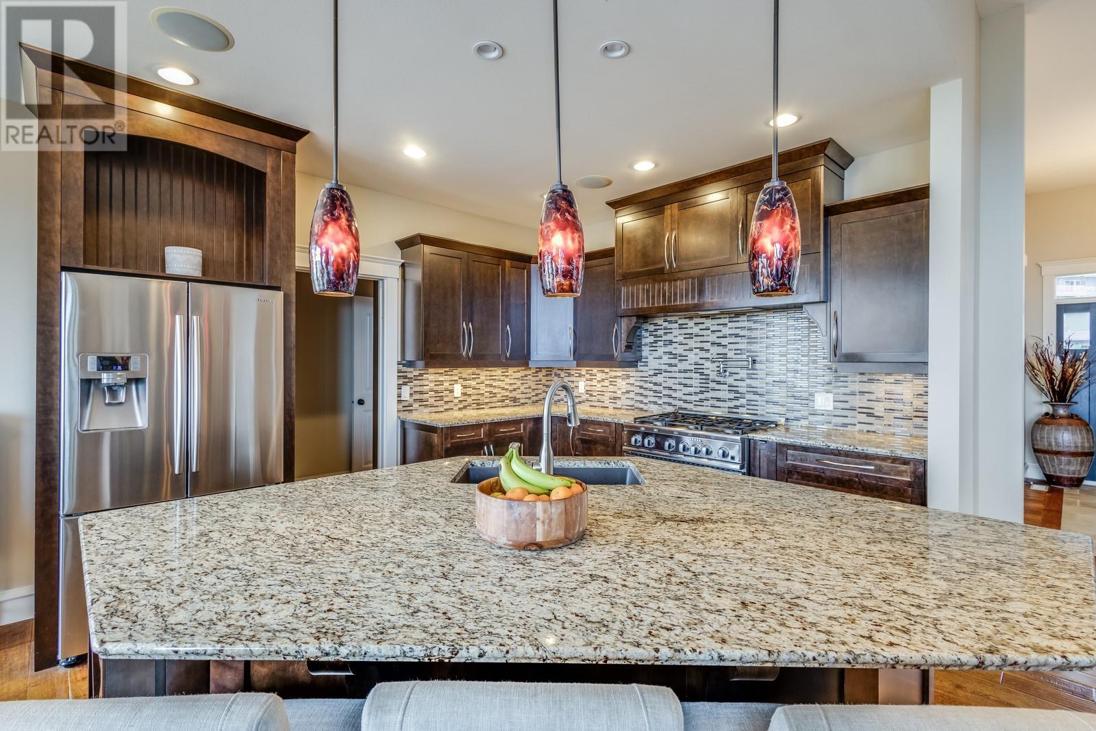Property at 1830 Birkdale Avenue image 1