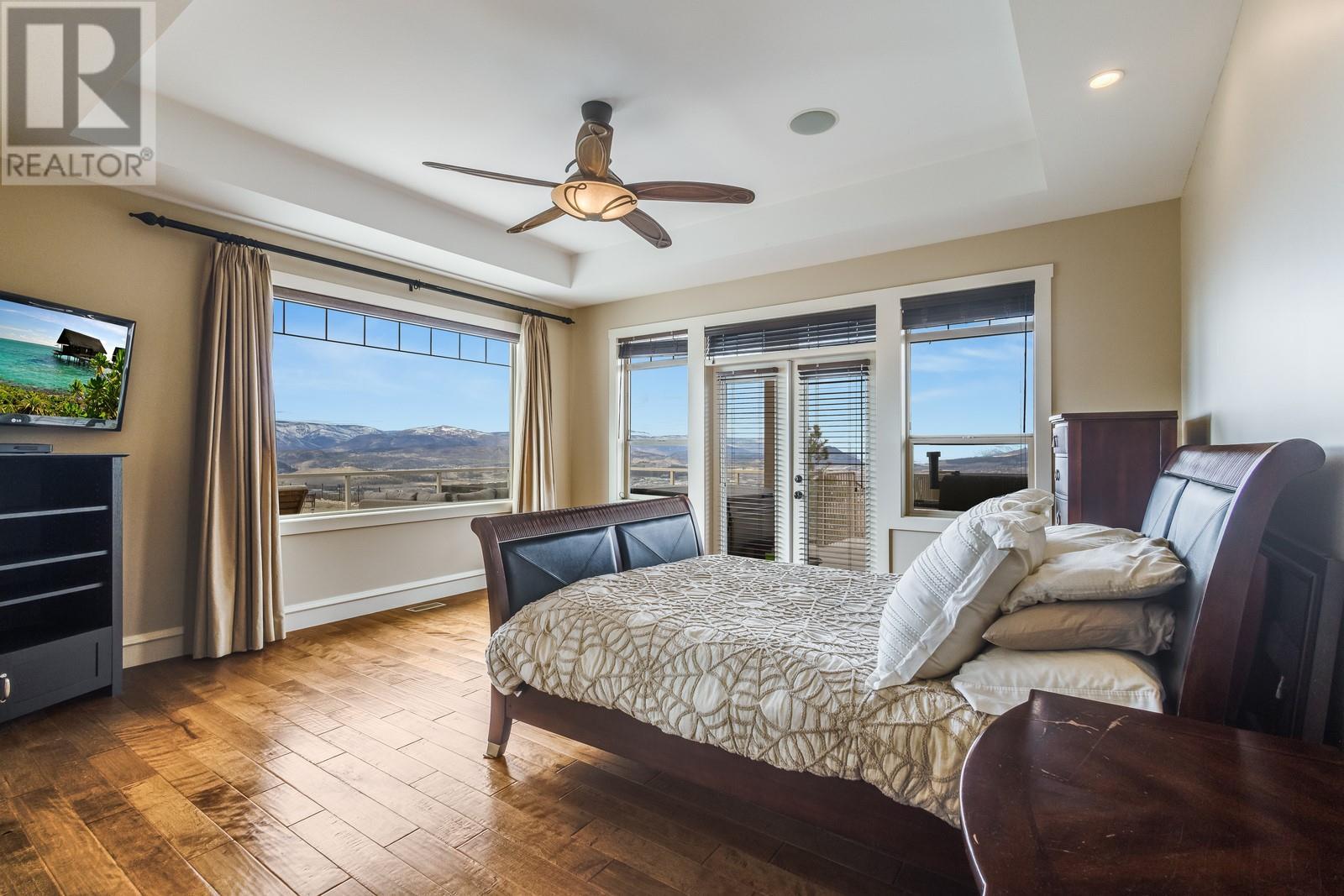 Property at 1830 Birkdale Avenue image 5