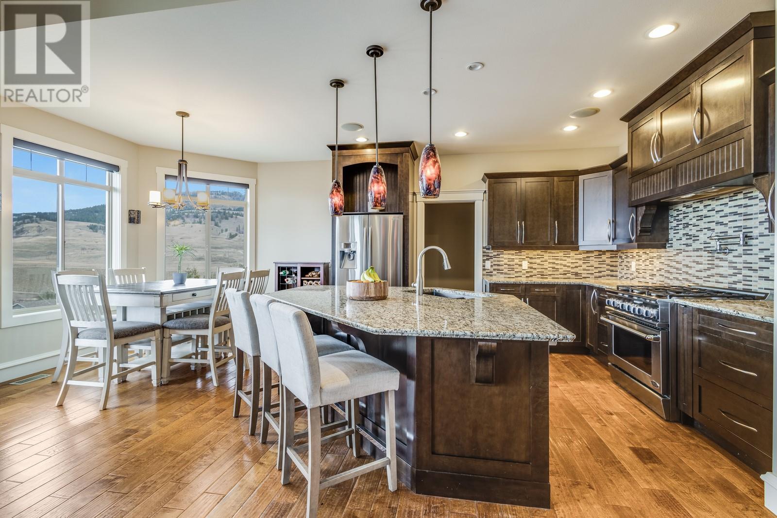 Property at 1830 Birkdale Avenue image 2