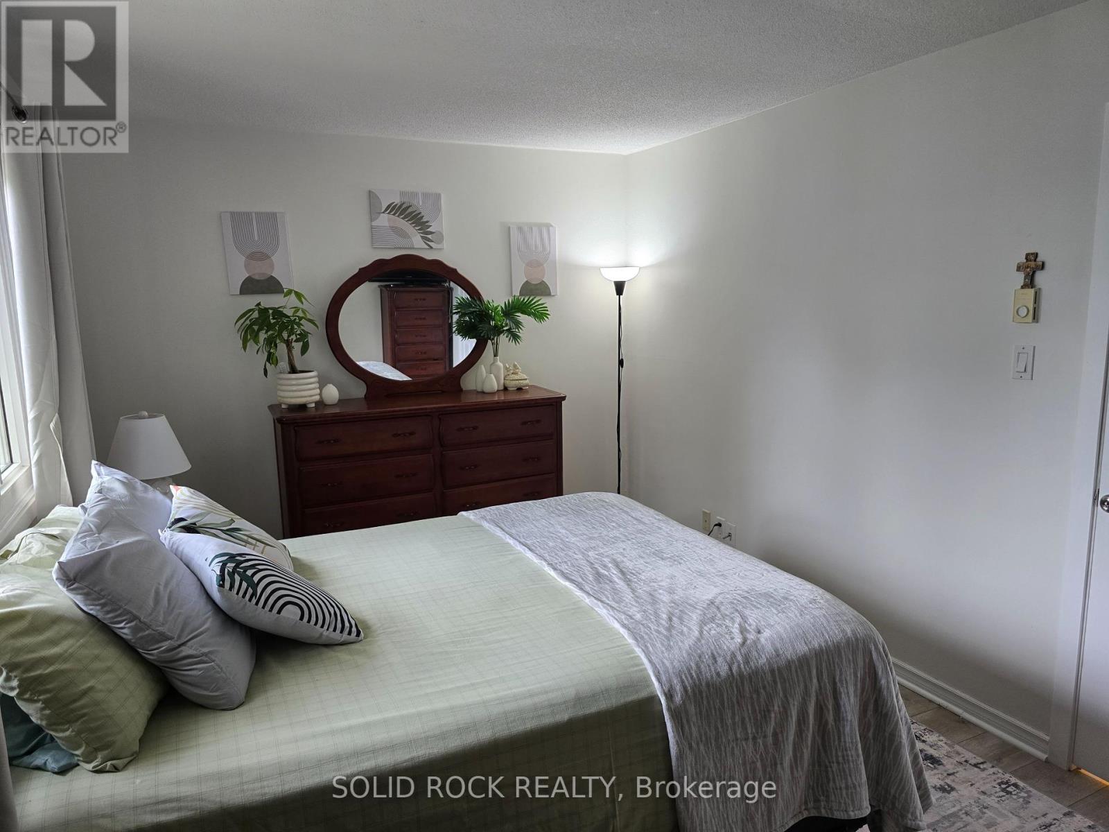 9 - 740 Morin Street N, Ottawa, Ontario  K1K 3G9 - Photo 29 - X12240854