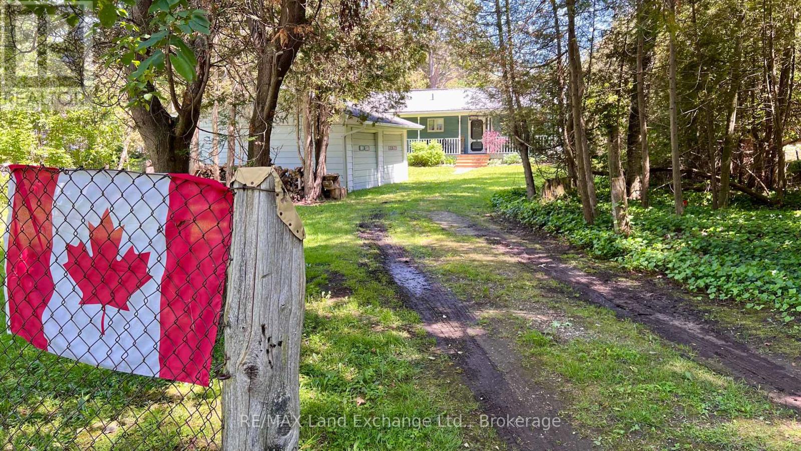 304 Maple Street, Huron-Kinloss, Ontario  N2Z 2X3 - Photo 13 - X12053365