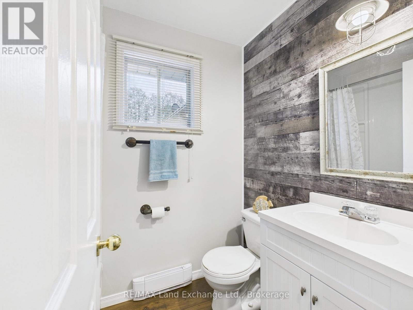 304 Maple Street, Huron-Kinloss, Ontario  N2Z 2X3 - Photo 25 - X12053365