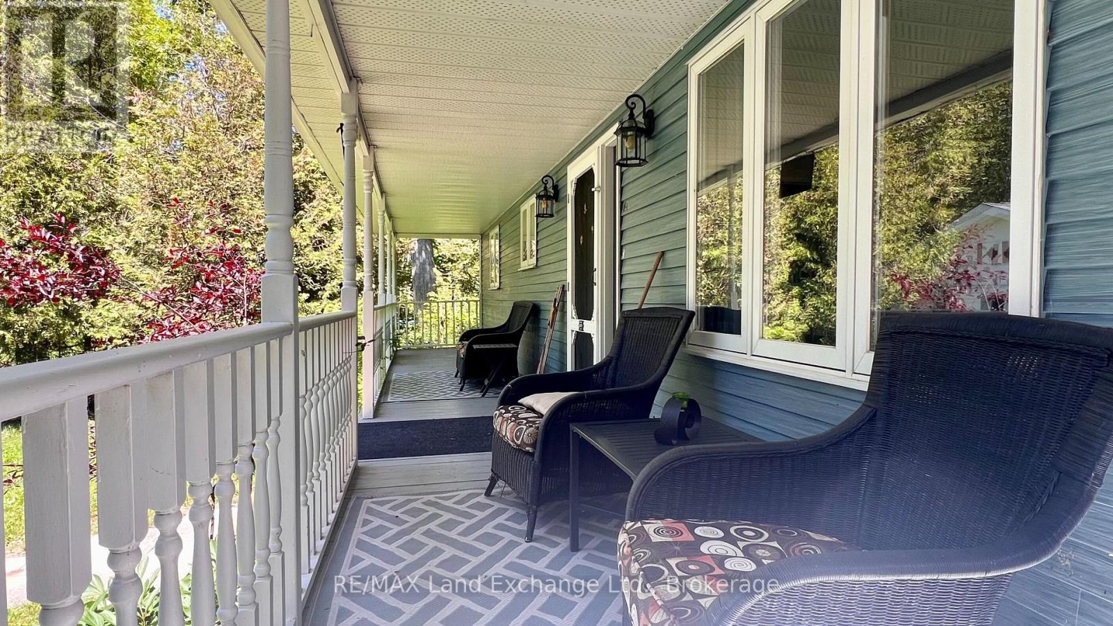 304 Maple Street, Huron-Kinloss, Ontario  N2Z 2X3 - Photo 6 - X12053365