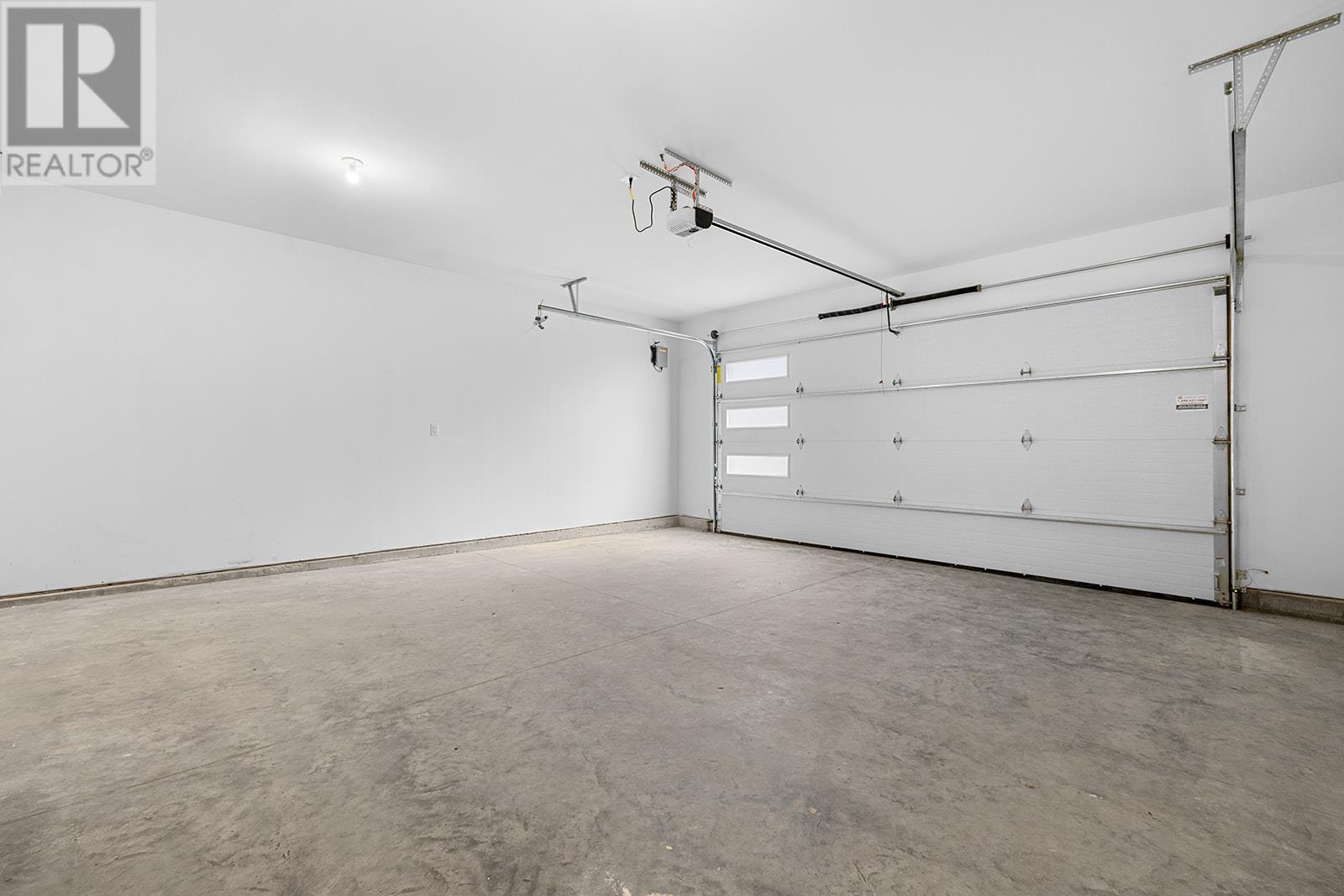 1018 Emslie Street, Kelowna, British Columbia  V1W 5J1 - Photo 43 - 10352699