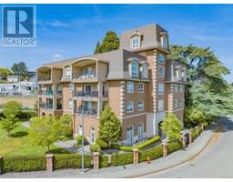 304 104 Esplanade St ROBINS GROVE