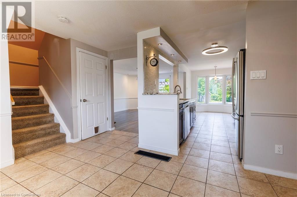 Property at 279 AUDEN Road image 3