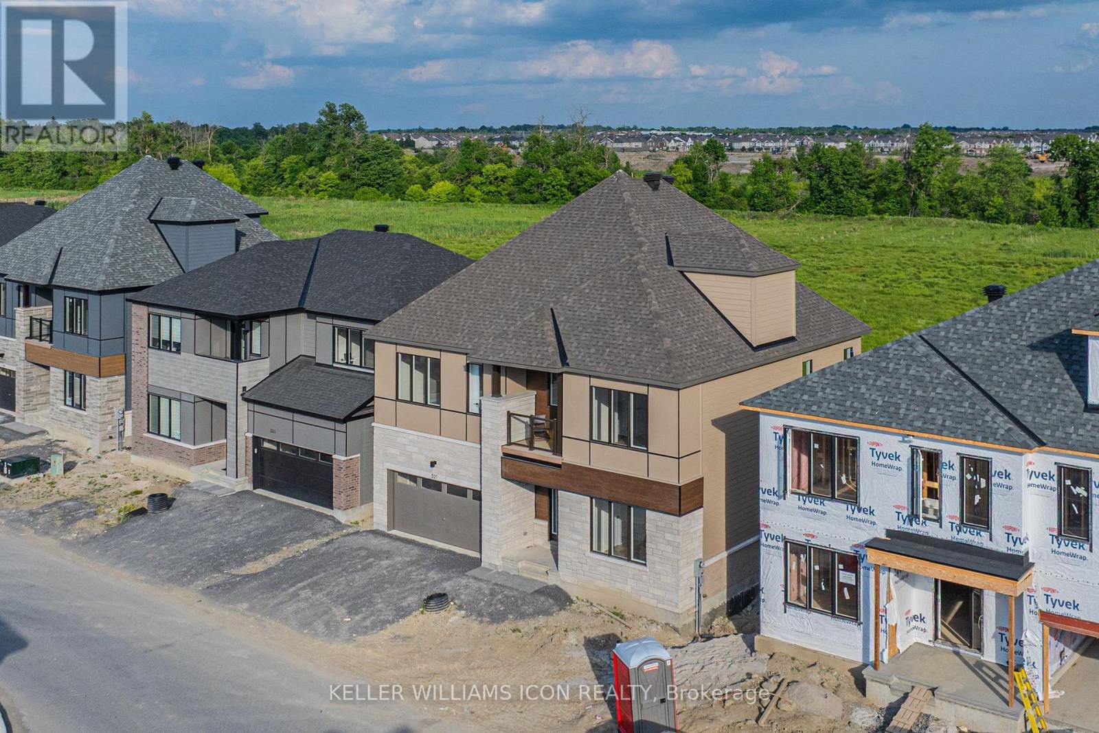 Property at 521 ELATION HEIGHTS image 2