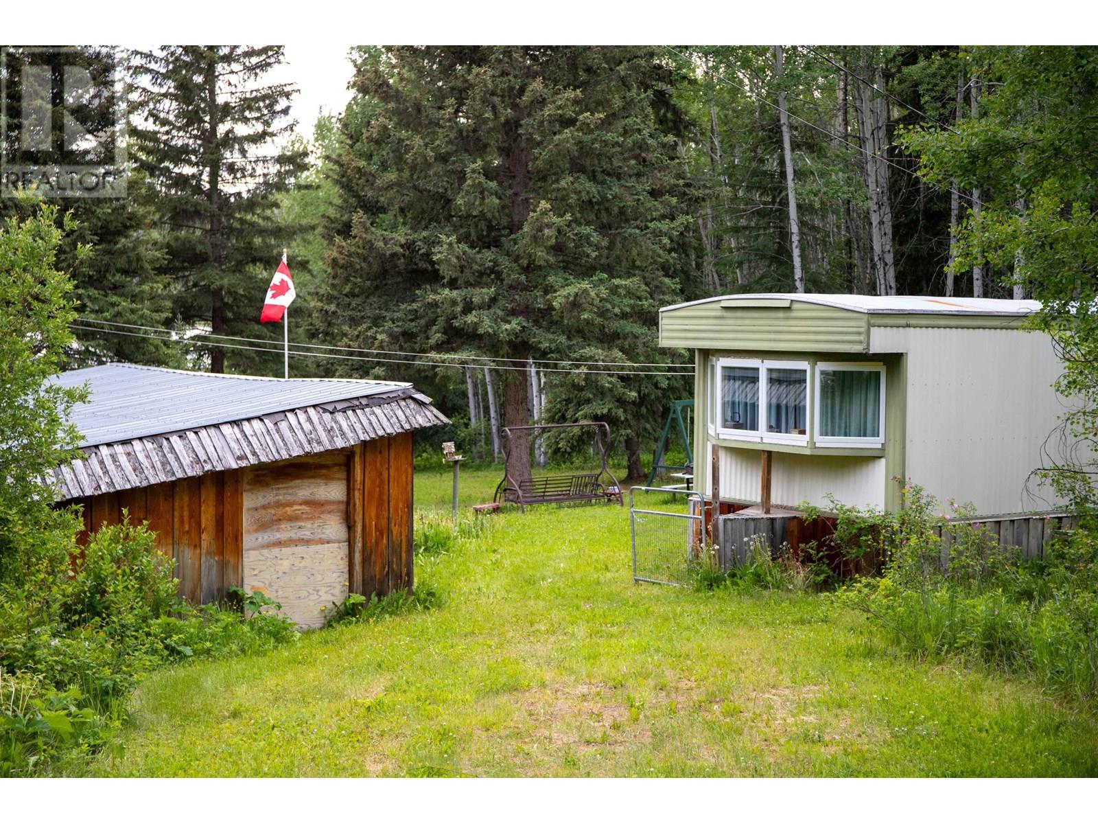 7790 LITTLE FORT 24 HIGHWAY, Bridge Lake, British Columbia