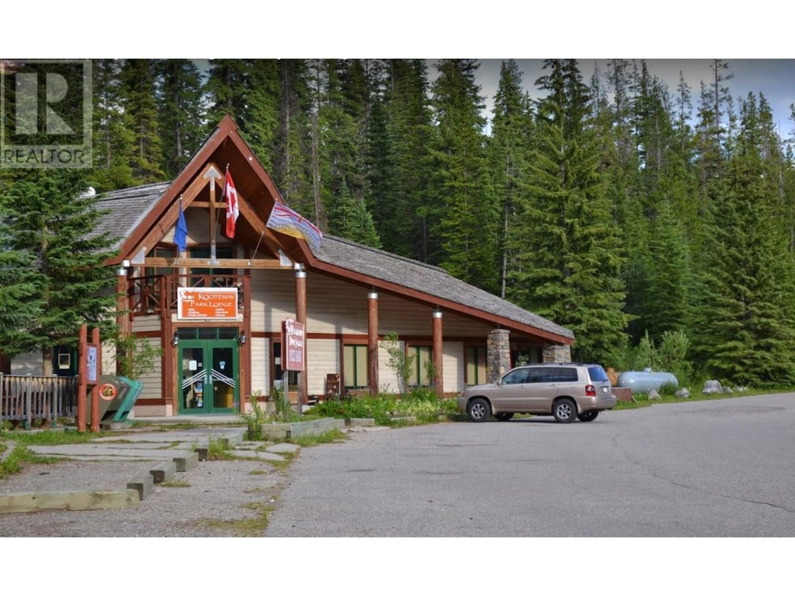 9500 Highway 93 S, Spillimacheen, British Columbia