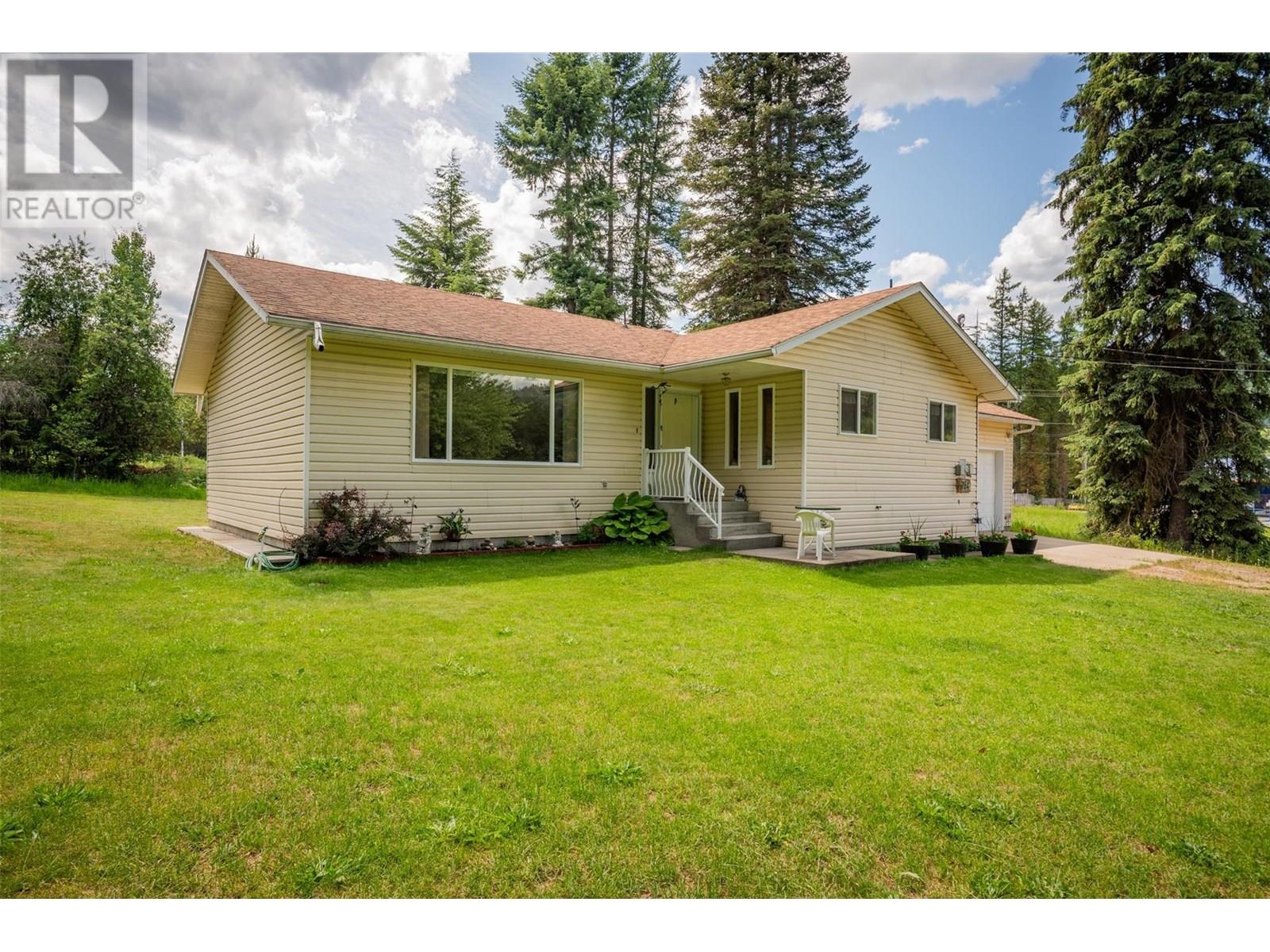 1764 Green Road, fruitvale, British Columbia V0G1L0