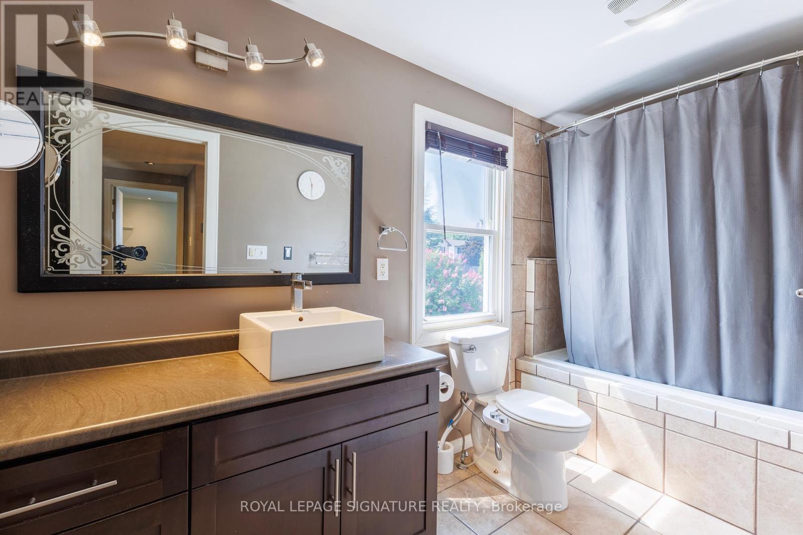 279 Auden Road, Guelph, Ontario  N1E 6N5 - Photo 17 - X12240901