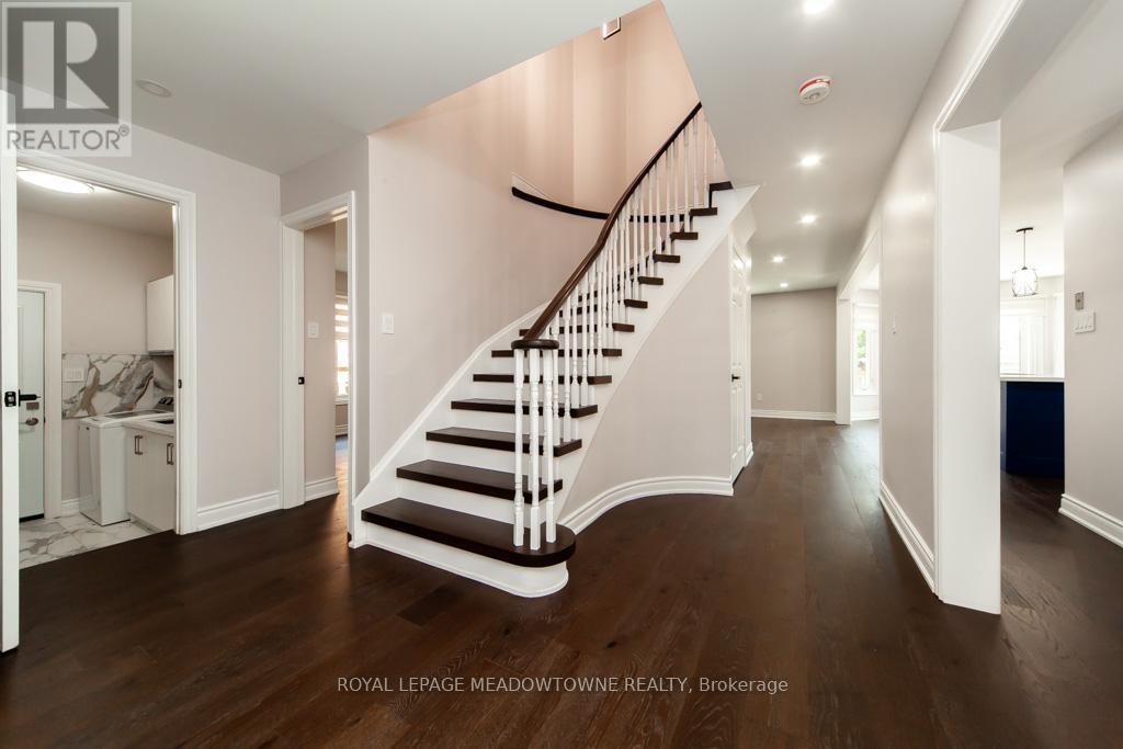 Property at 328 BRISTOL ROAD W image 5