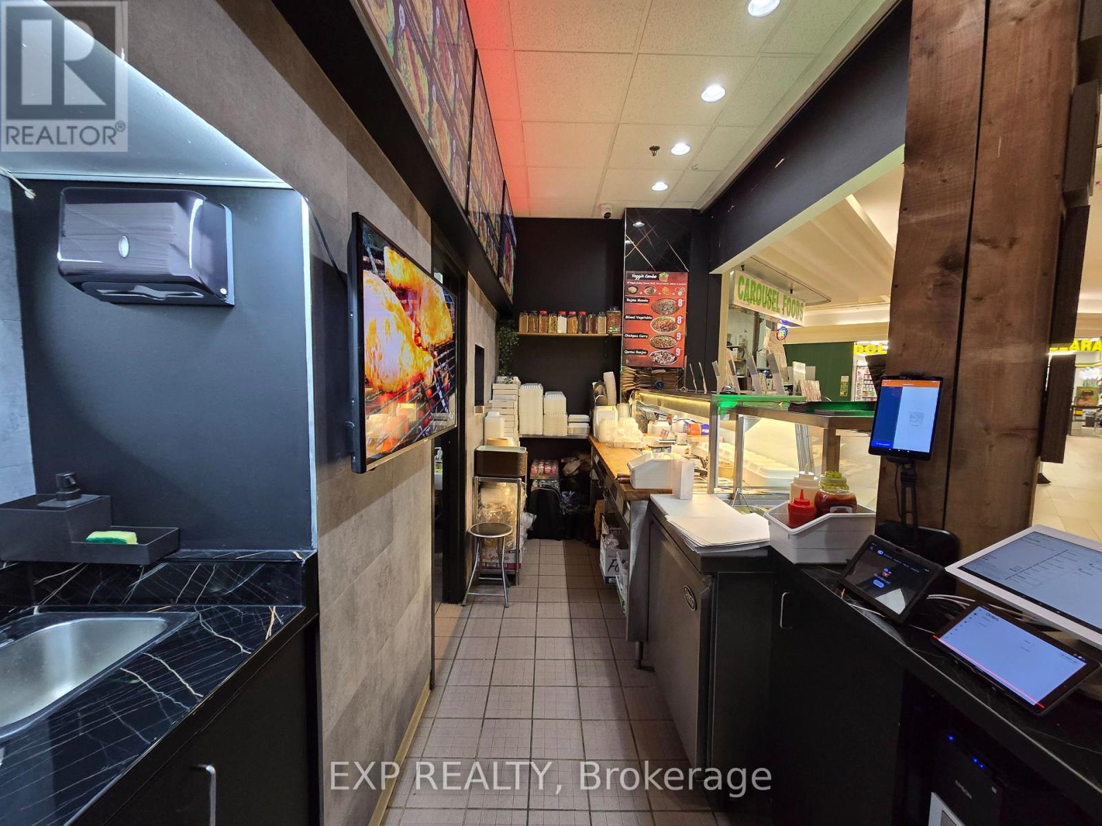 45 - 4141 Dixie Road, Mississauga, Ontario  L4W 1V5 - Photo 6 - W12240922