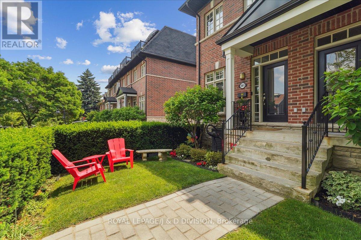 Property at 361 ROEHAMPTON AVENUE image 3