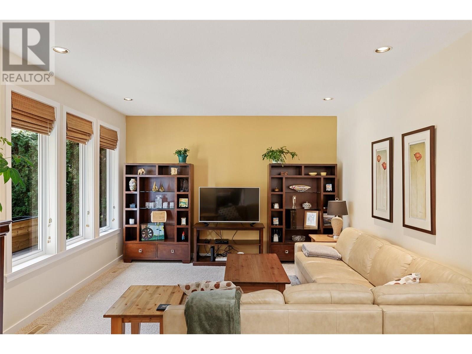 Property at 2643 O'REILLY Road image 2