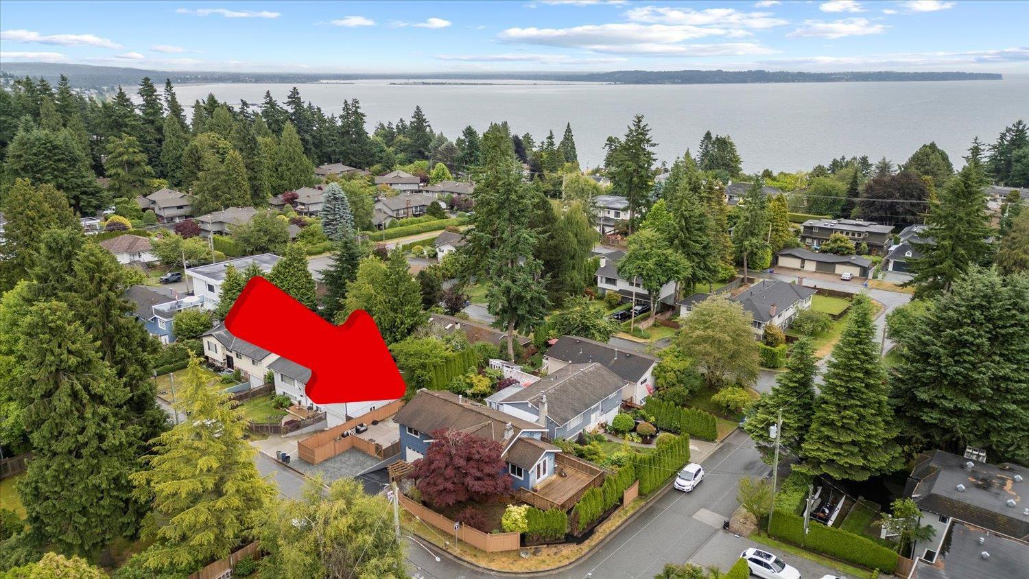 13950 Blackburn Avenue, White Rock, British Columbia  V4B 2Z5 - Photo 27 - R3018562