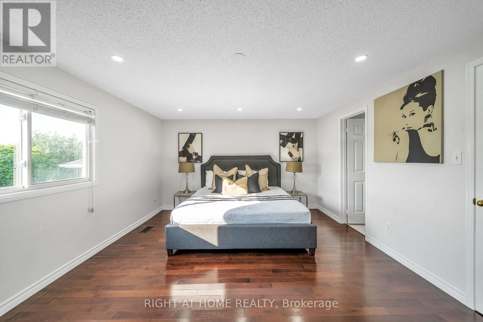 632 Longworth Avenue, Clarington (Bowmanville), Ontario  L1C 5B8 - Photo 23 - E12240971