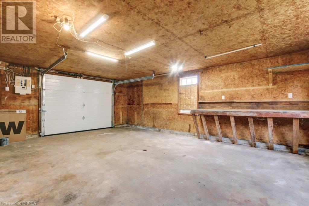 Photo 19 of 24 for 8 Rolph Street N