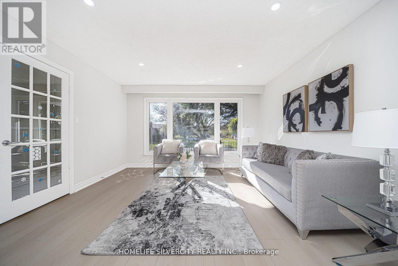 Property at 71 MASSEY STREET image 1