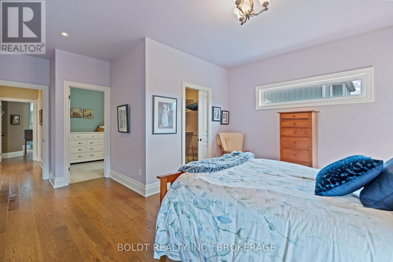 19 Red Haven Drive, Niagara-On-The-Lake (St. Davids), Ontario  L0S 1J0 - Photo 18 - X12241016