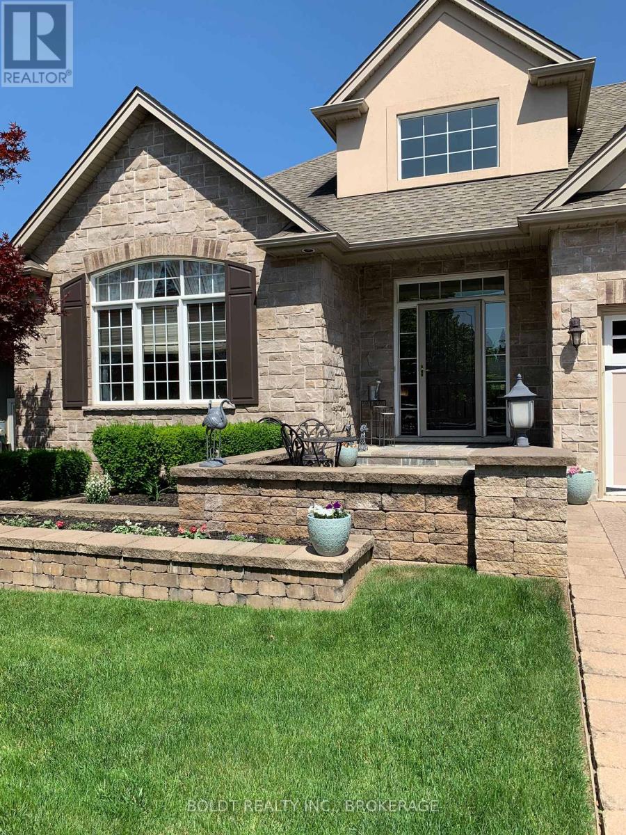 Property at 19 RED HAVEN DRIVE image 3