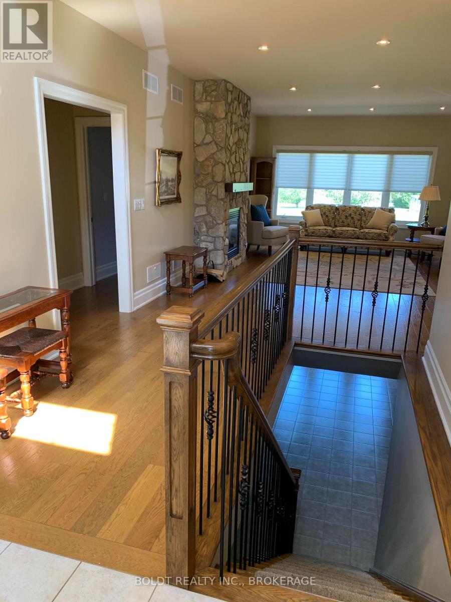Property at 19 RED HAVEN DRIVE image 4