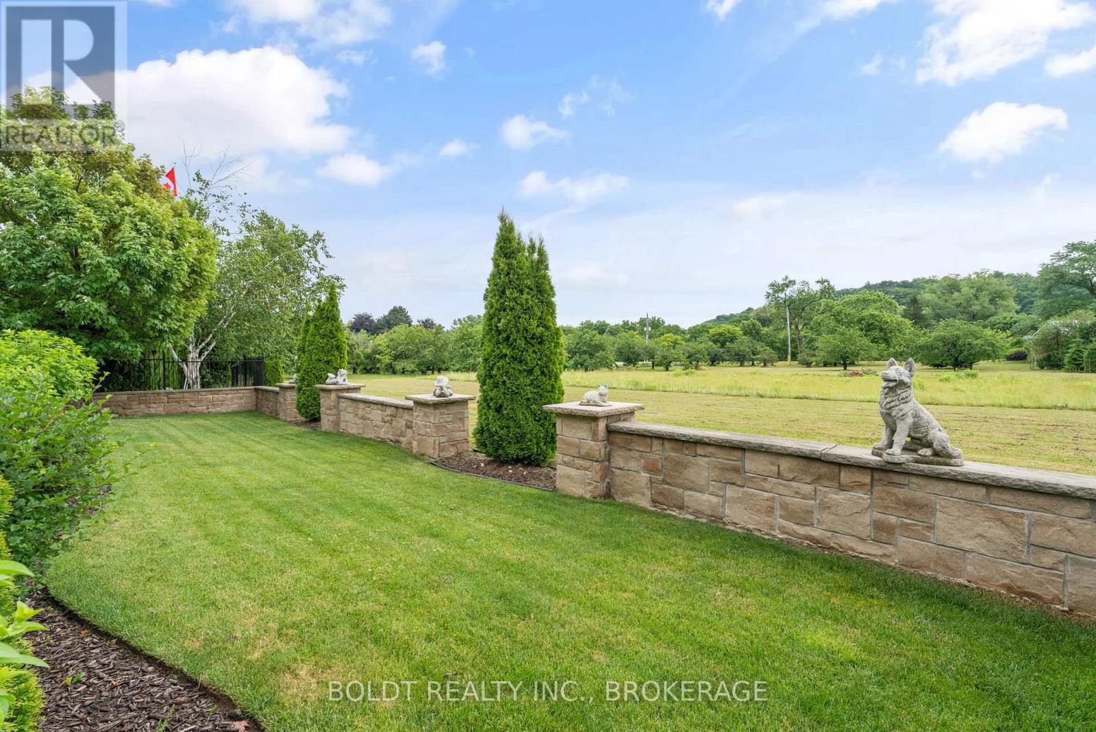 19 Red Haven Drive, Niagara-On-The-Lake (St. Davids), Ontario  L0S 1J0 - Photo 40 - X12241016