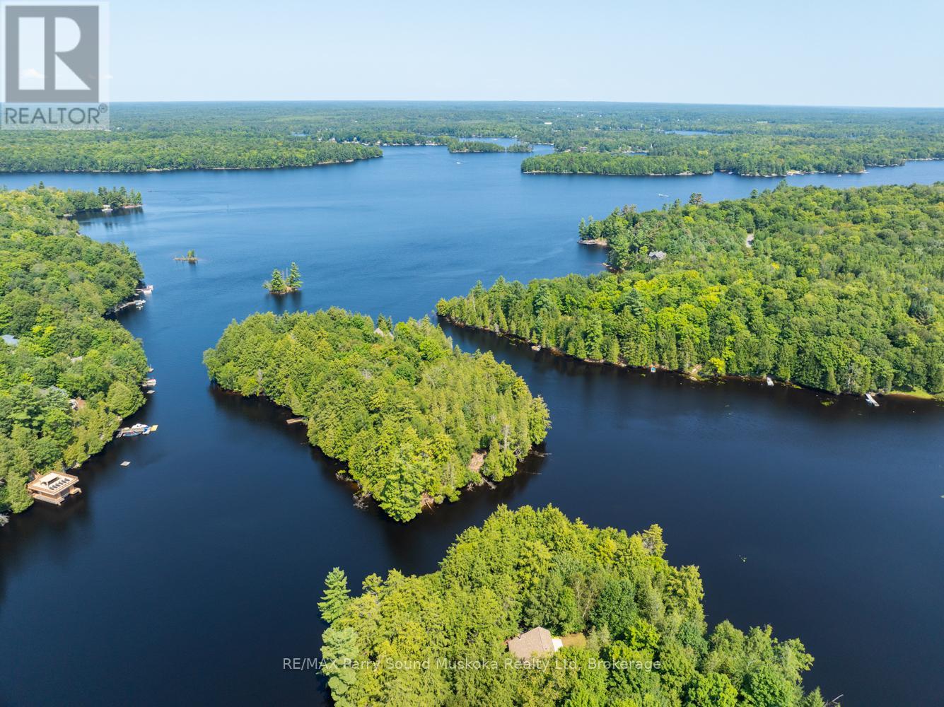 18 Meharg Drive, Mckellar, Ontario  P2A 0B5 - Photo 4 - X12240987