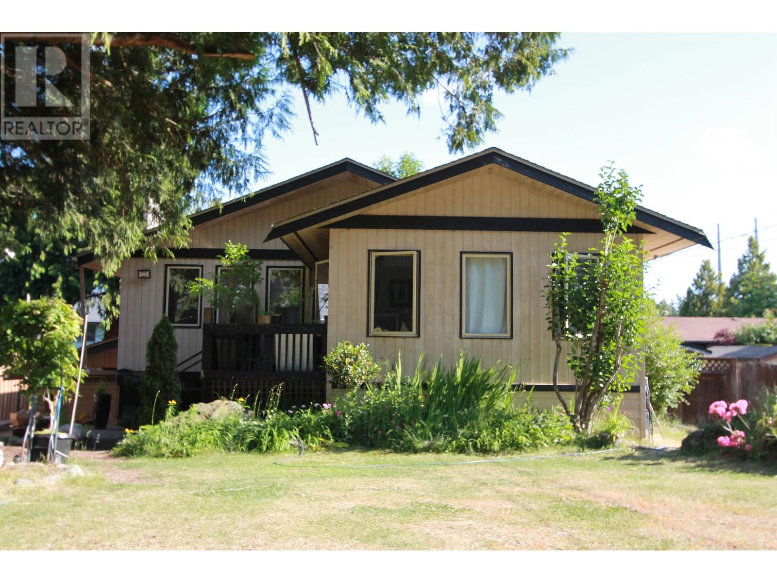 4951 2 AVENUE, delta, British Columbia V4M1C9