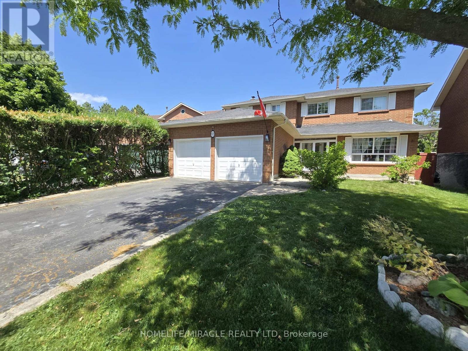 Property at 38 ROBINSON CRESCENT image 1