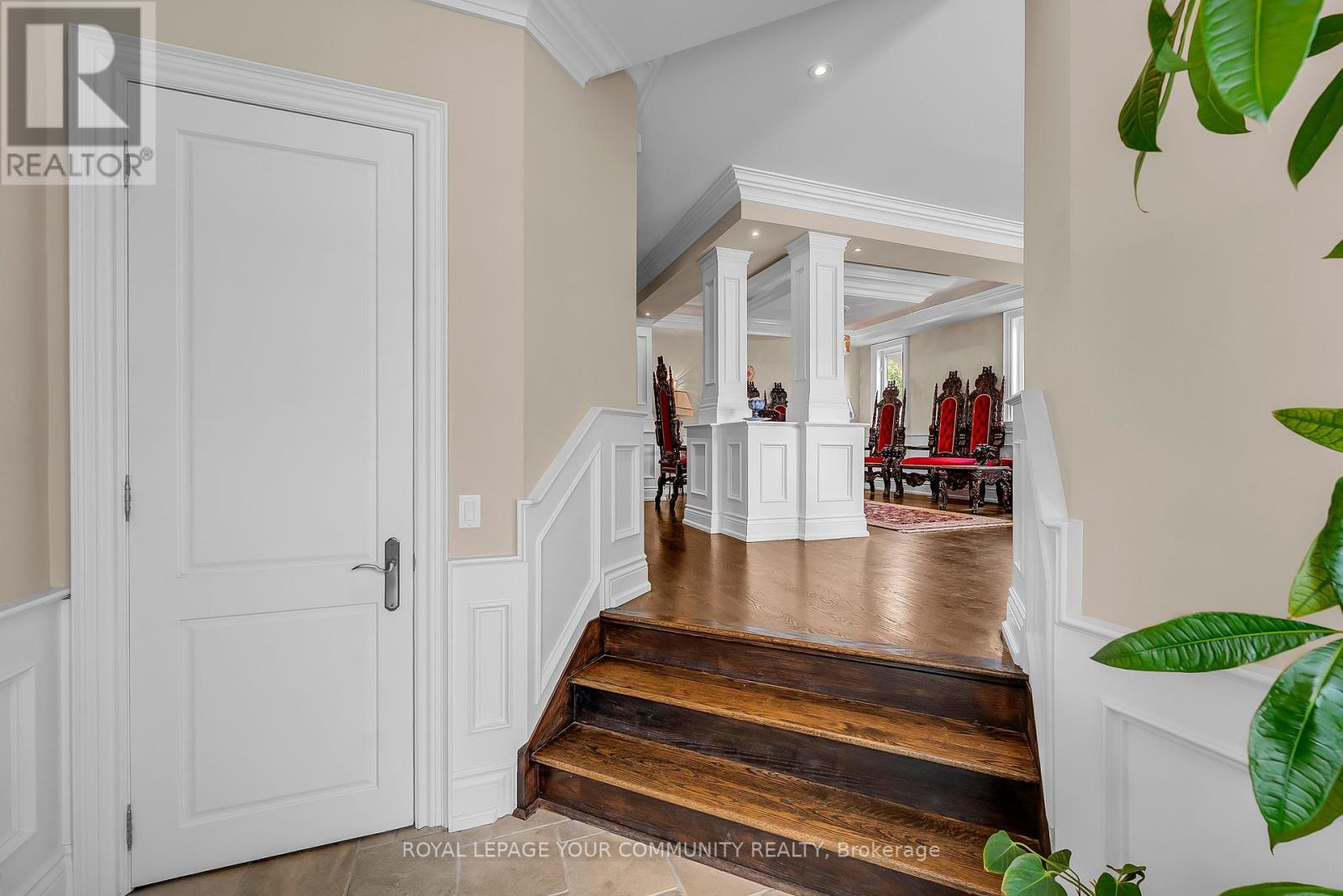 Property at 83 HUNT AVENUE W image 5