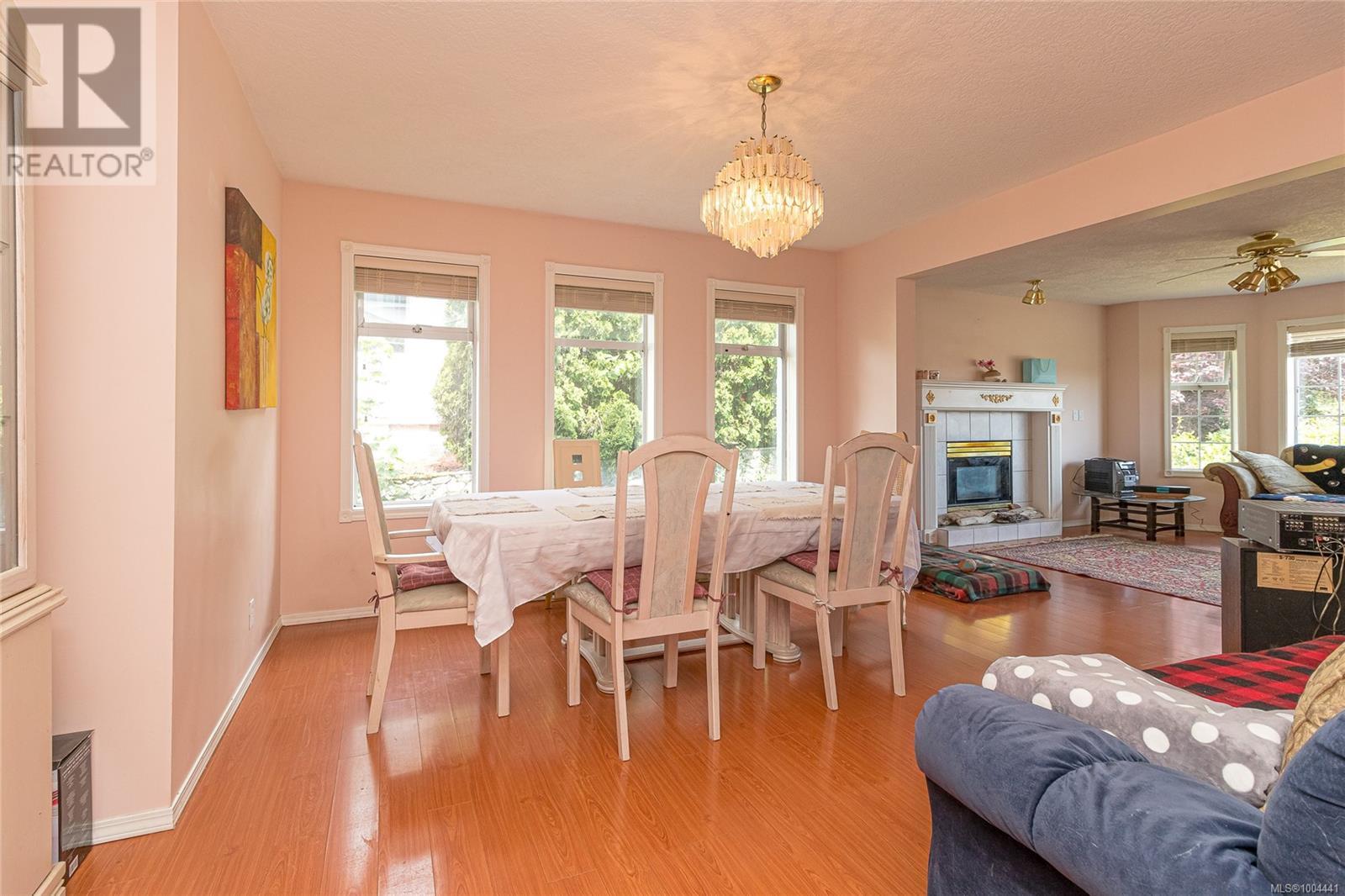 Property at 2312 Francis View Dr image 1