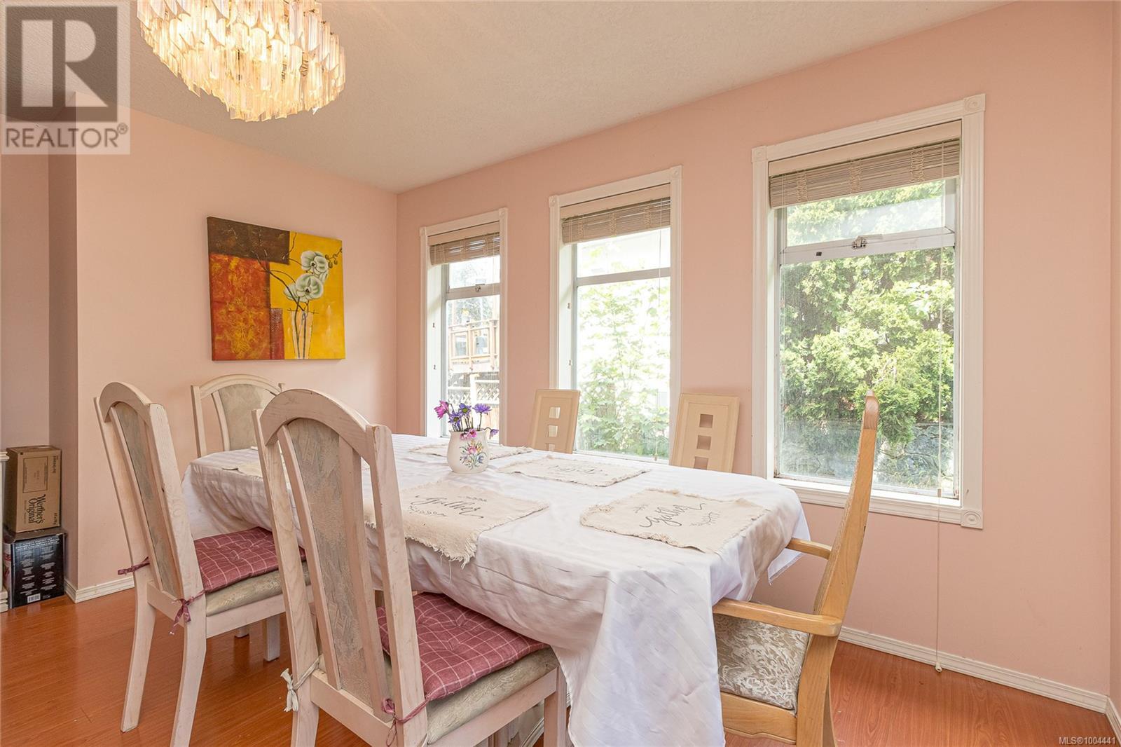 Property at 2312 Francis View Dr image 2