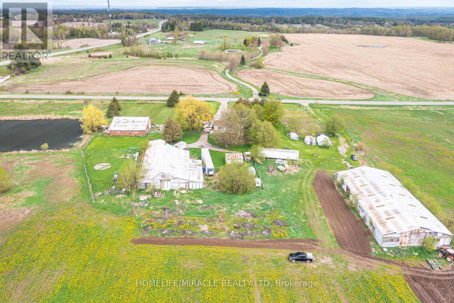 18330 Mountainview Road, Caledon, Ontario  L7K 2K8 - Photo 11 - W12240072