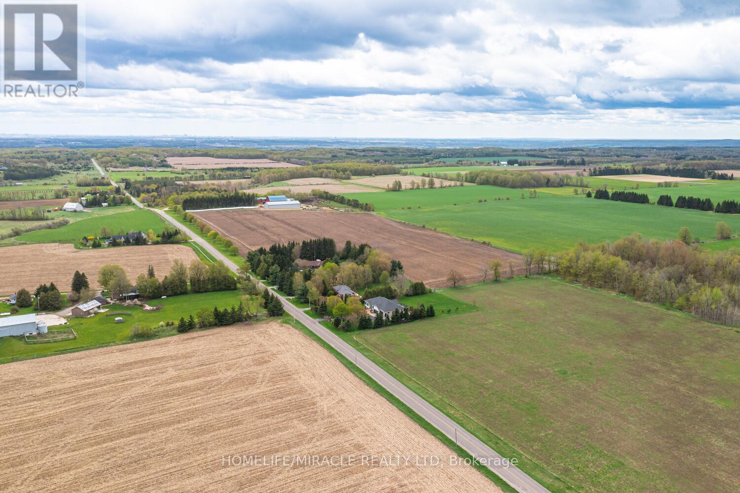 18330 Mountainview Road, Caledon, Ontario  L7K 2K8 - Photo 16 - W12240072