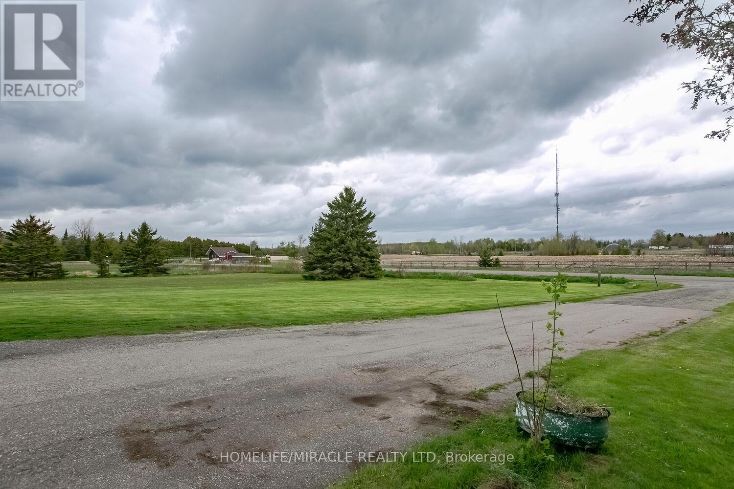 18330 Mountainview Road, Caledon, Ontario  L7K 2K8 - Photo 33 - W12240072