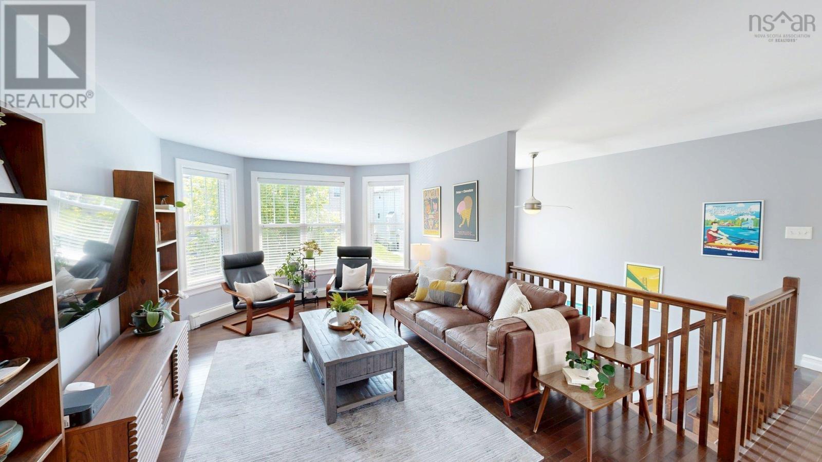 Property at 81 Viridian Drive image 5