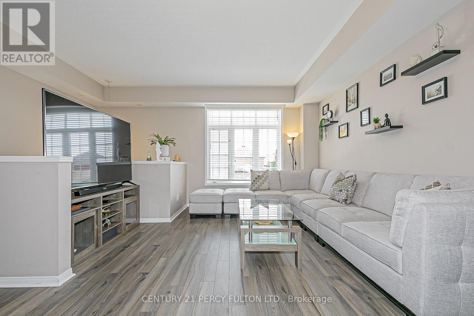 Property at 21 - 38 GREENSBOROUGH VILLAG CIRCLE image 1