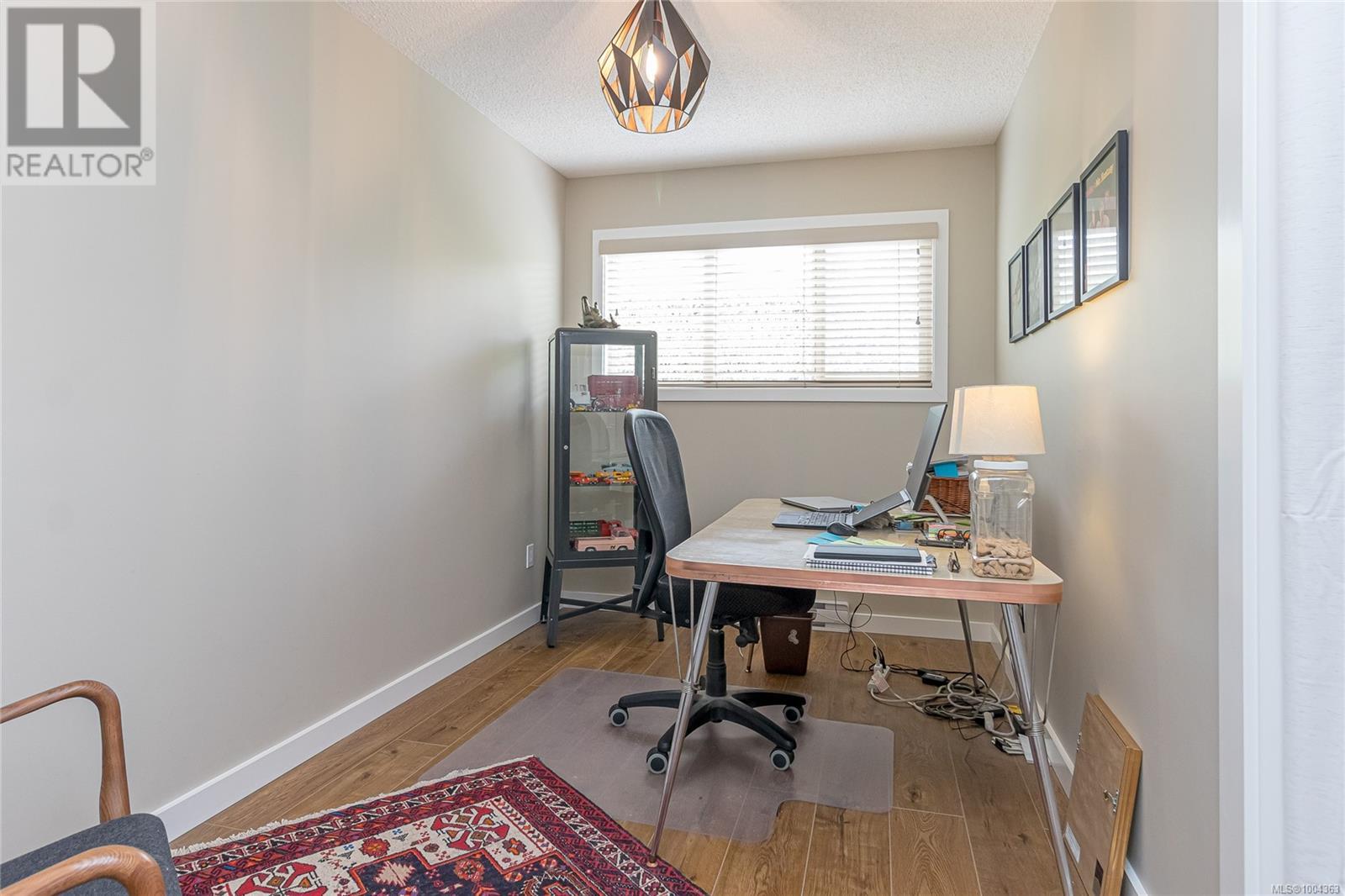 Property at 93 Cilaire Dr image 3