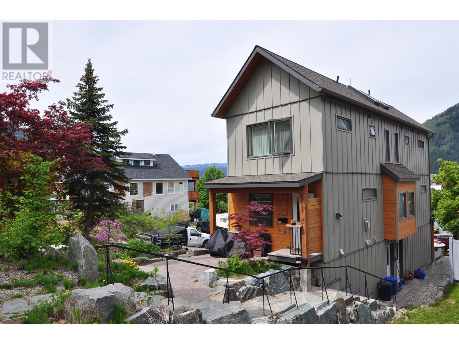 517 Hoover Street, Nelson, British Columbia