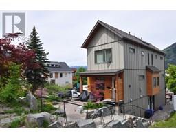517 Hoover Street, nelson, British Columbia