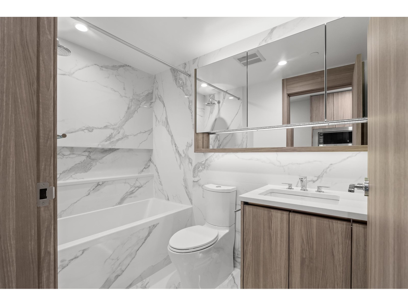 3302 13768 100 Avenue, Surrey, British Columbia  V3T 0V2 - Photo 16 - R3019092