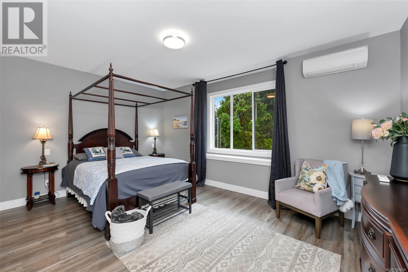 Property at 2436 Sooke Rd image 2