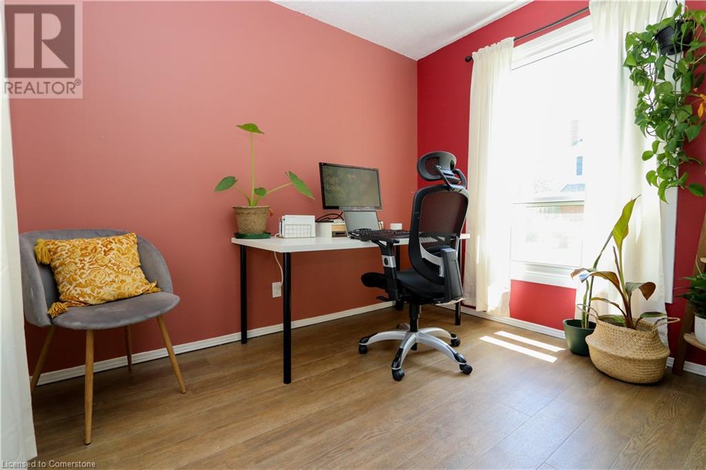 423 Keats Way Unit# 1, Waterloo, Ontario  N2L 5S7 - Photo 9 - 40744062