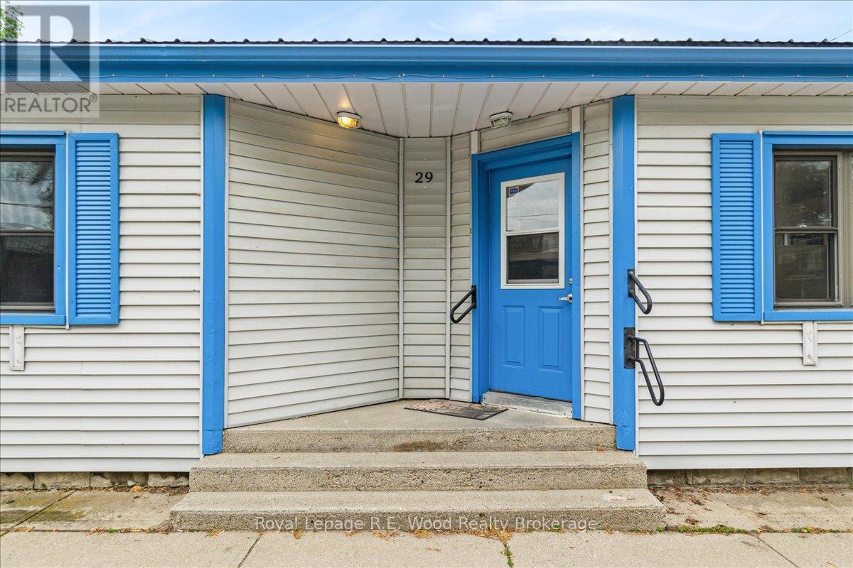 29 Wellington Street, Bayham, Ontario  N0J 1T0 - Photo 4 - X12241108