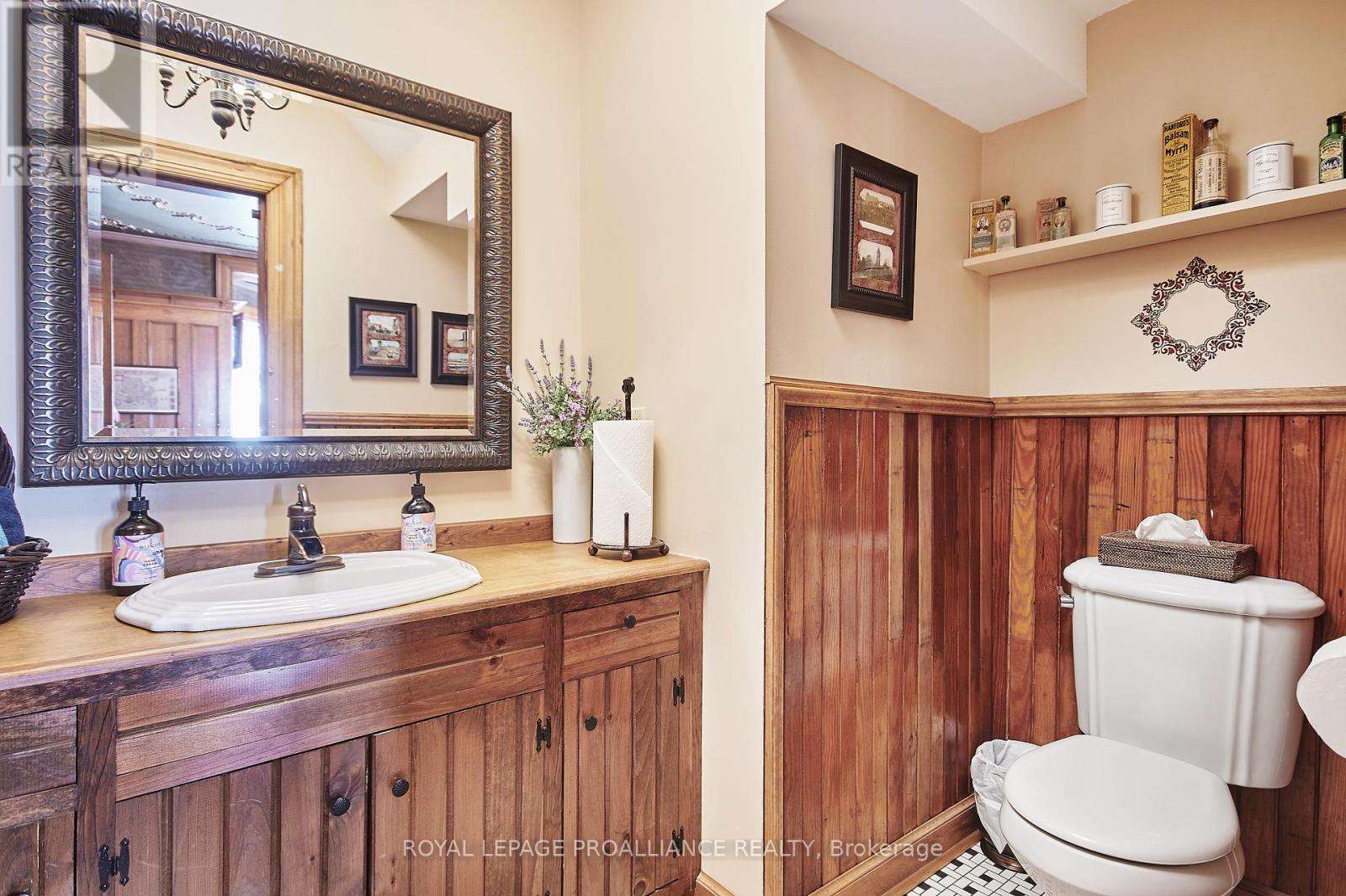 408 East Street, Prescott, Ontario  K0E 1T0 - Photo 12 - X12241133