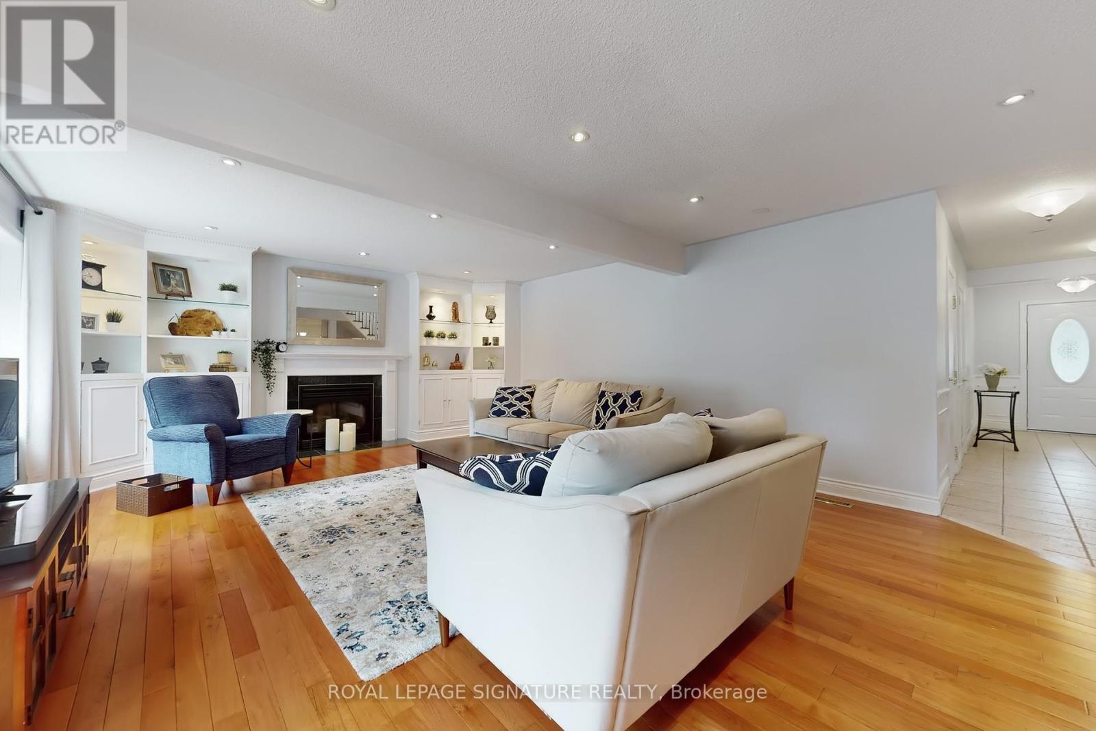 Property at 10 CORNINGHAM STREET image 5