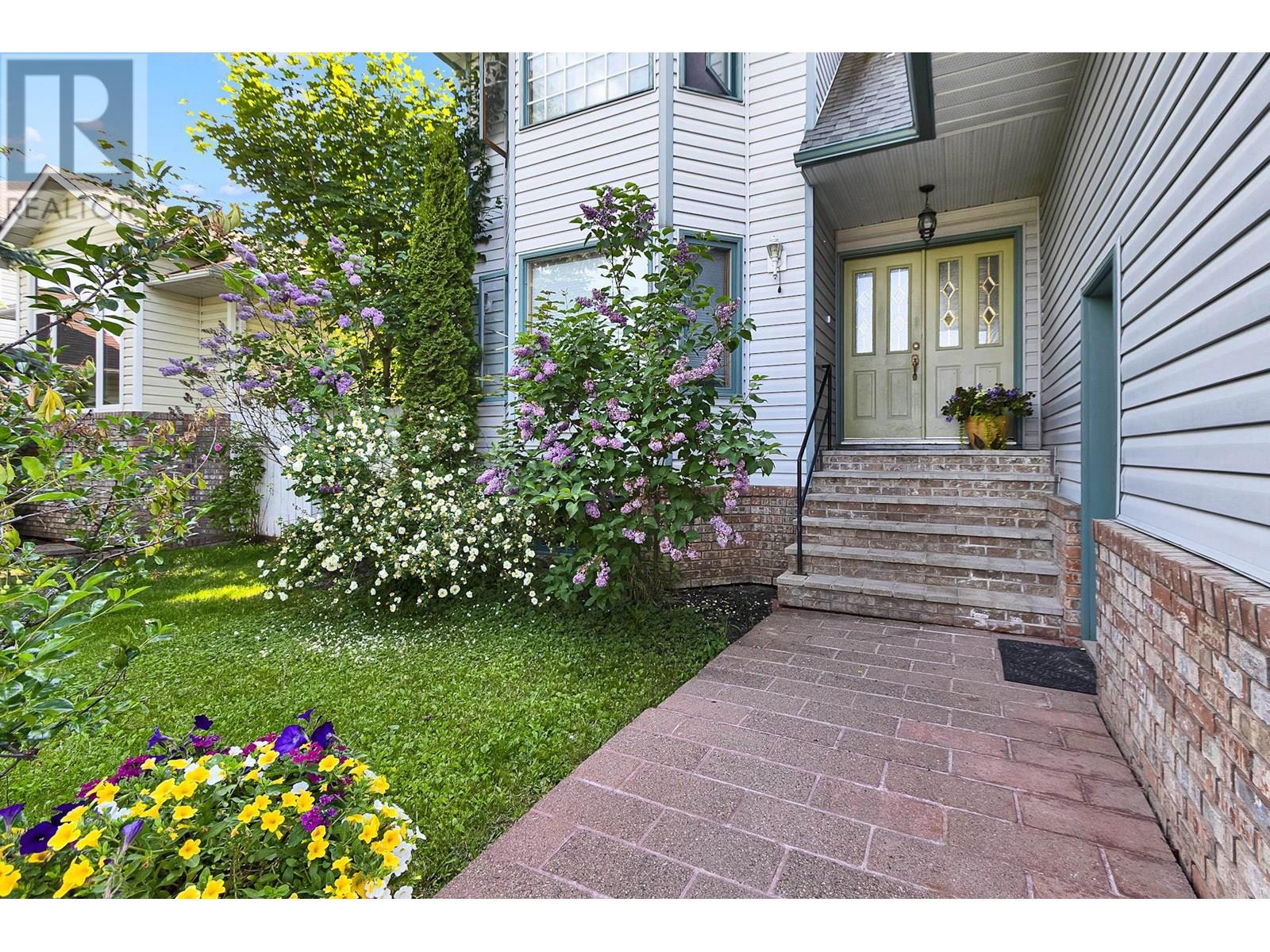 Property at 3825 GRACE CRESCENT image 2