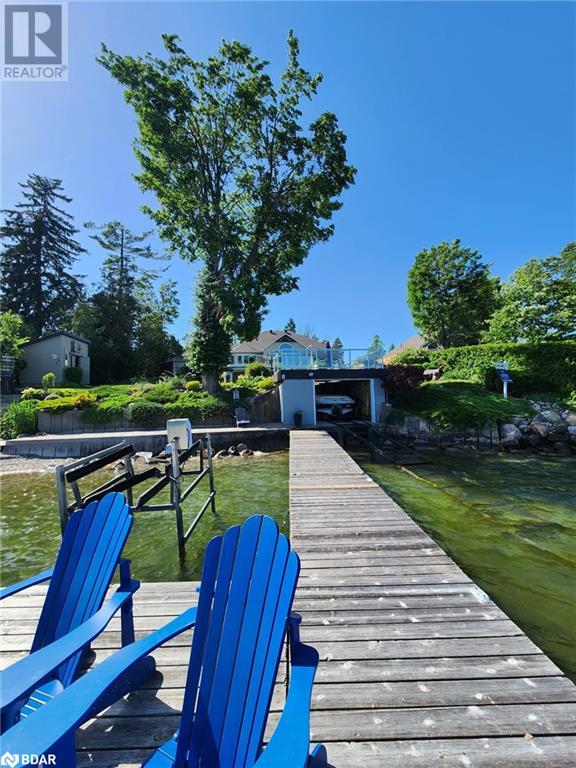 91 Lakeshore Road W, Oro-Medonte, Ontario  L0L 2E0 - Photo 1 - 40721480